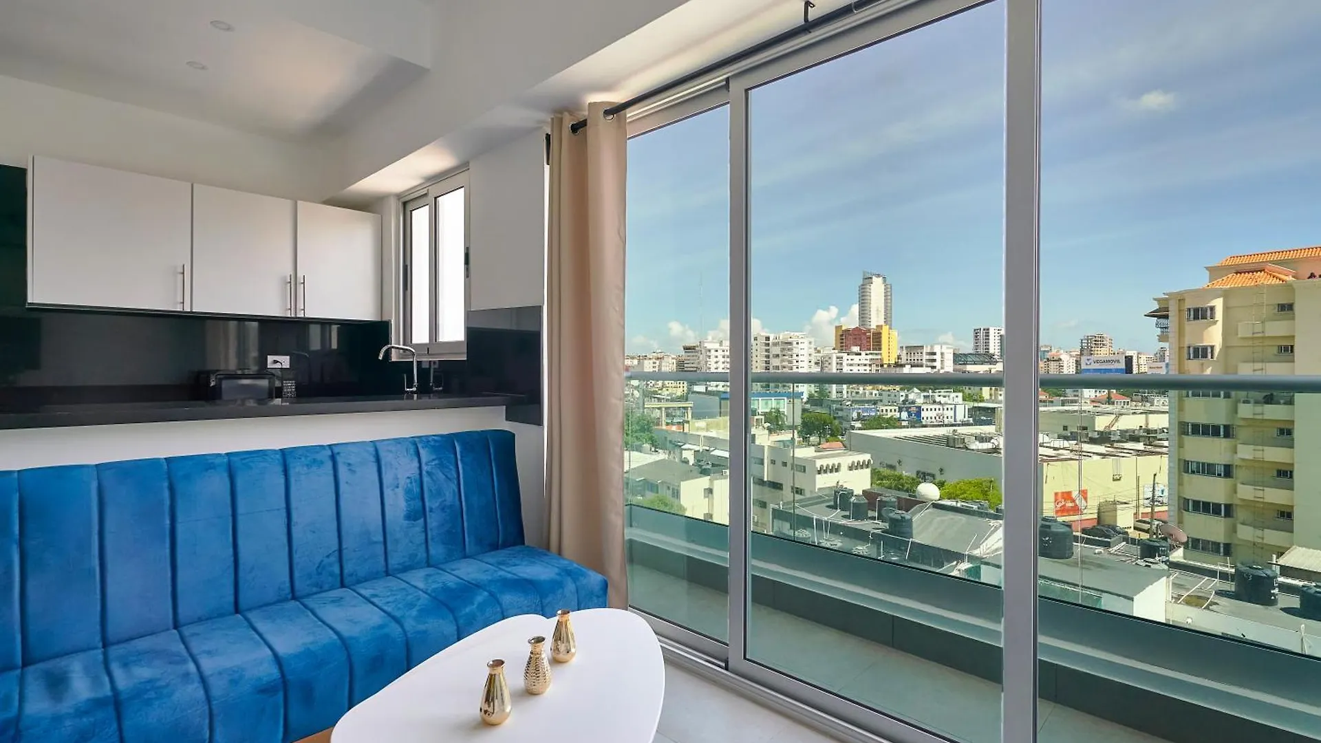 アパートホテル Central Suites Tower サントドミンゴ ドミニカ共和国