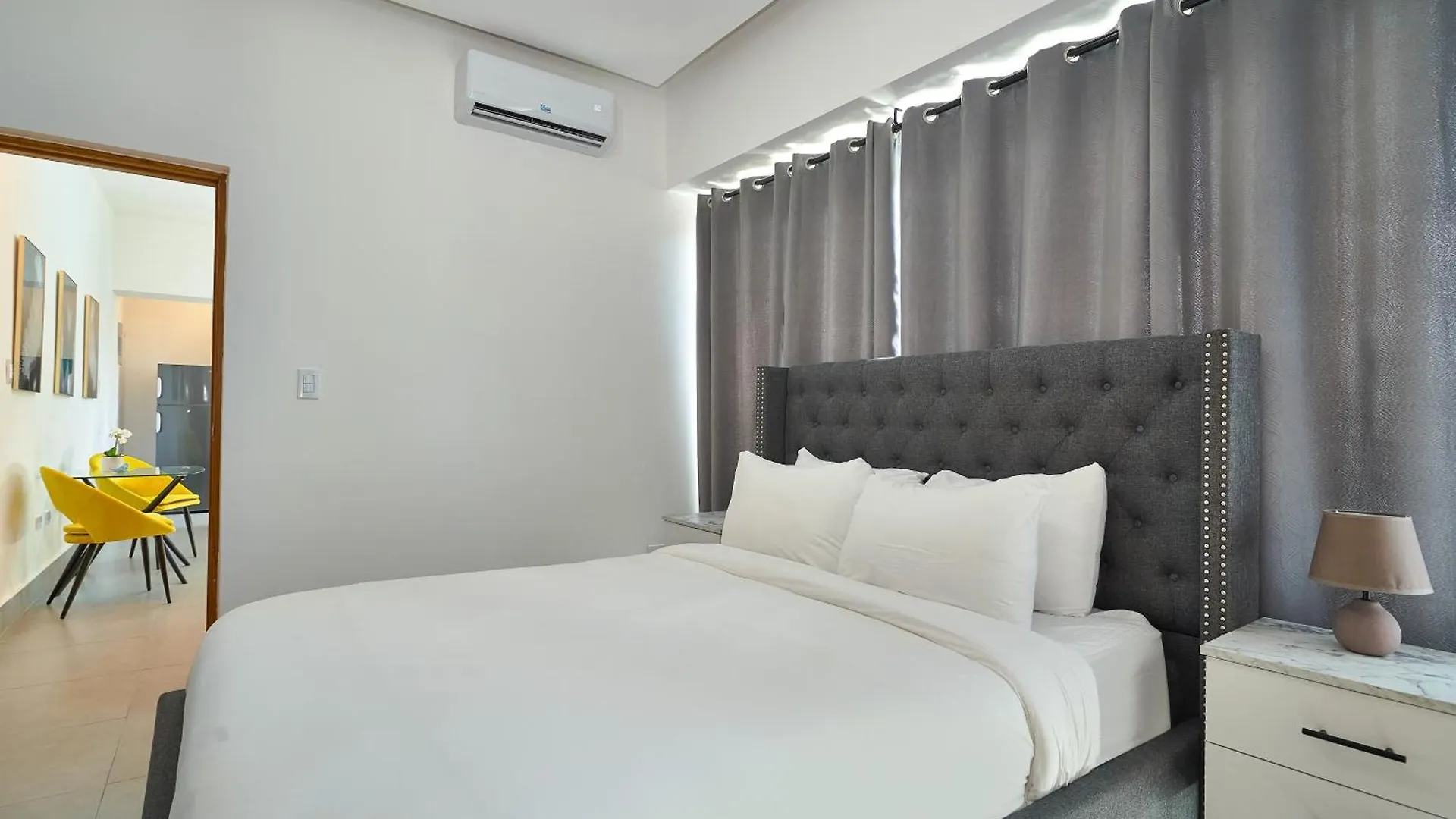 アパートホテル Central Suites Tower サントドミンゴ